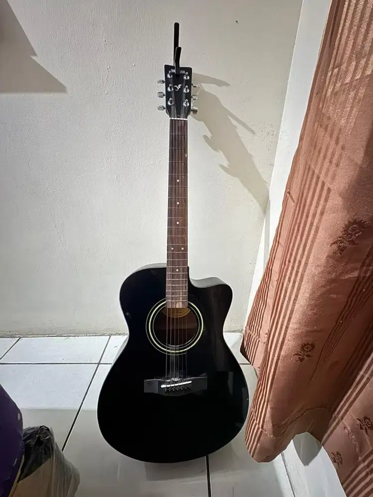 Gitar Yamaha FS 100 C