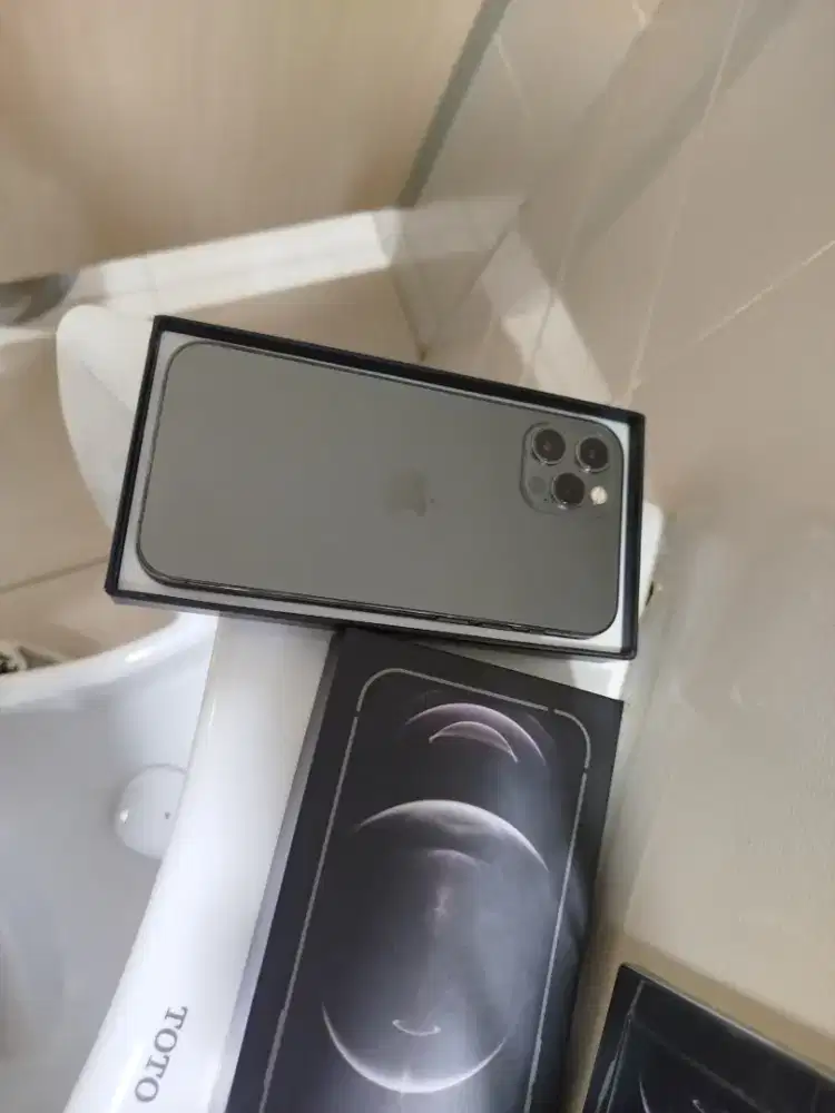 Iphone 11 pro 256gb enak masih ok