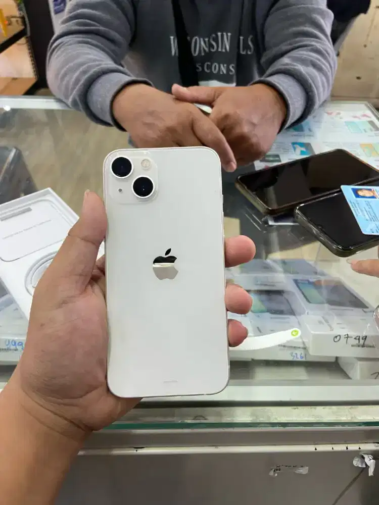 PROMO CICILAN HP IPHONE 13 128 LIKE NEW