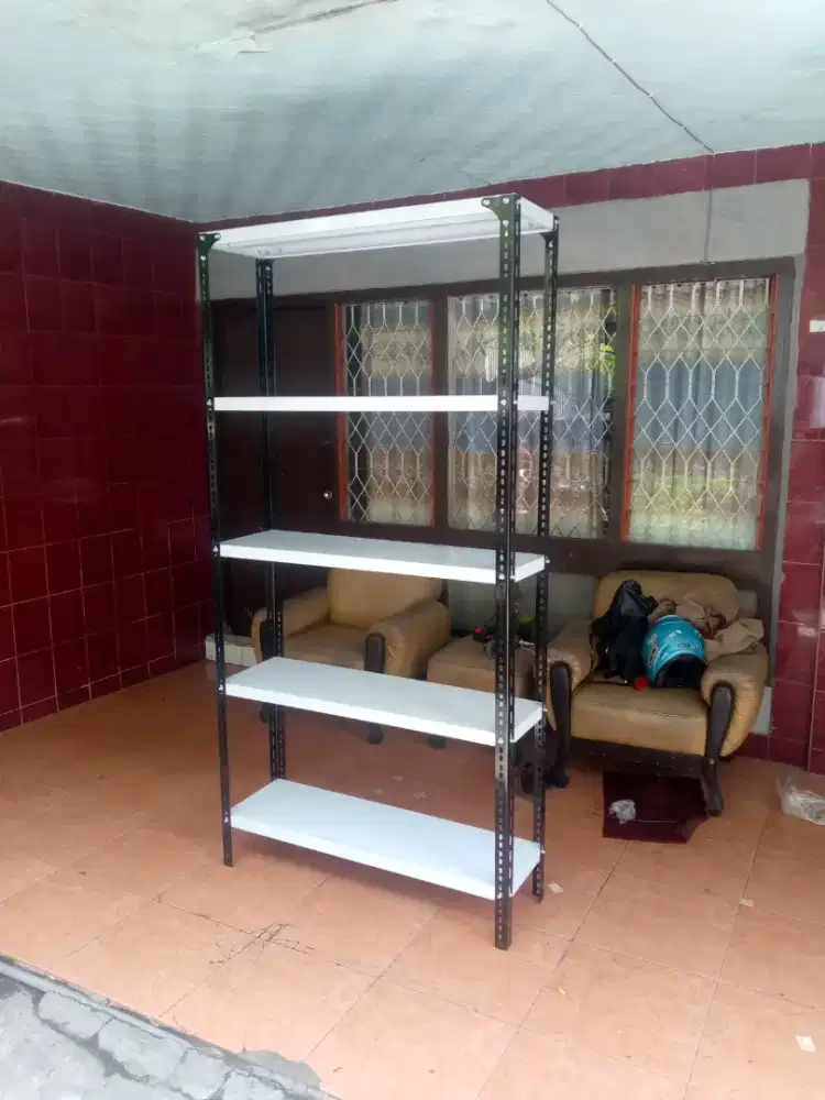 Rak siku besi serbaguna