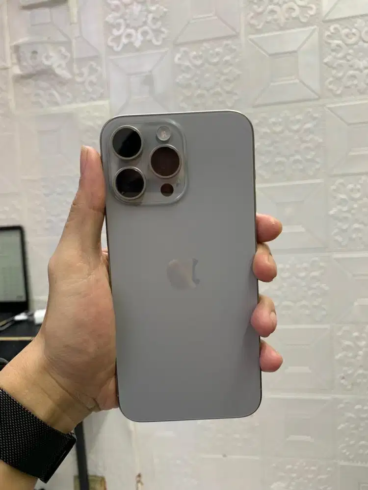 Iphone 15promax 256gb ibox