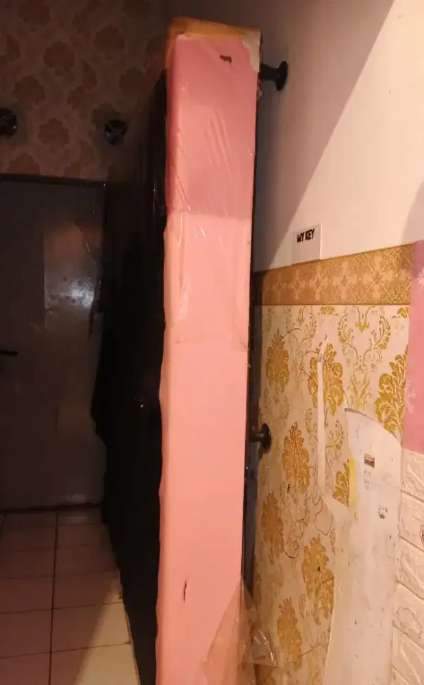 Dipan kasur ukuran 200×200cm