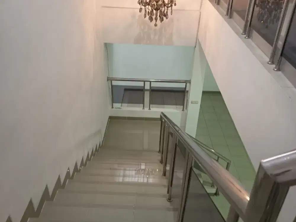 DIJUAL RUMAH BESAR SUNTER – GRIYA INTI SENTOSA LT 12 x 18 bangunan 2 lantai harga 8,3M