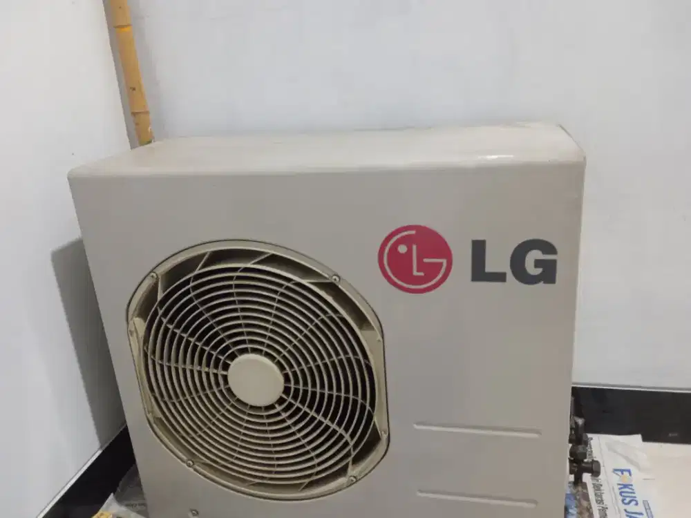Outdoor LG 0.5pk R22