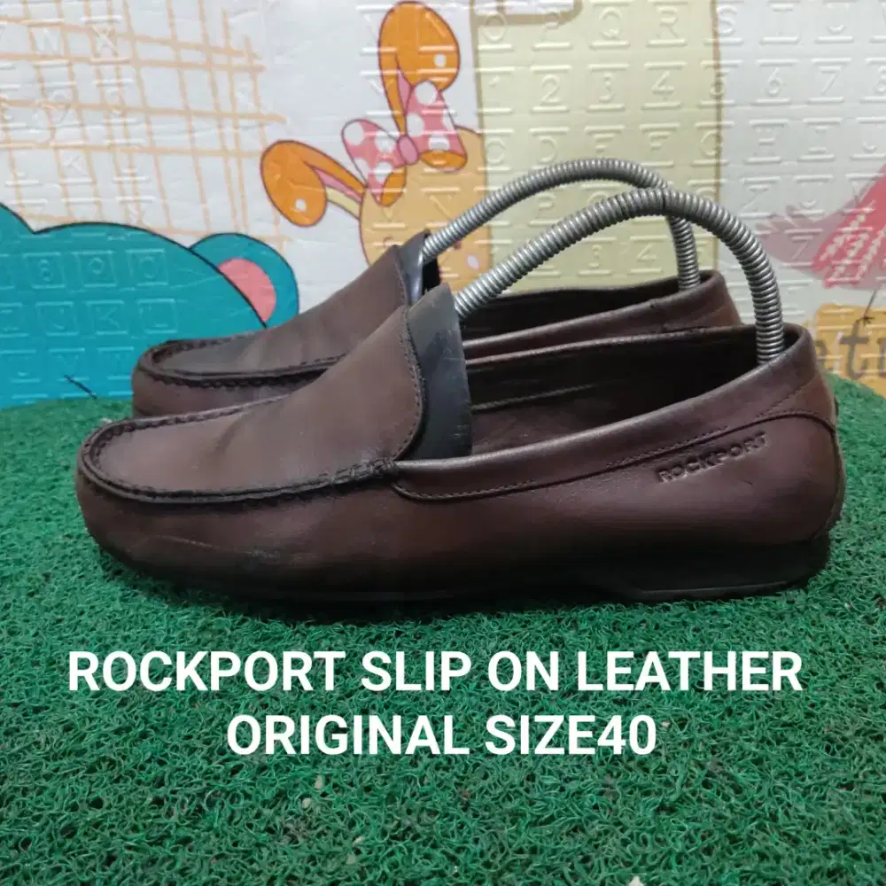 ROCKPORT SLIP ON LEATHER ORIGINAL SIZE40 KONDISI OK90% ASLI BUKAN KW