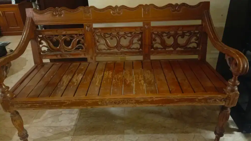 Dijual kursi kayu jati