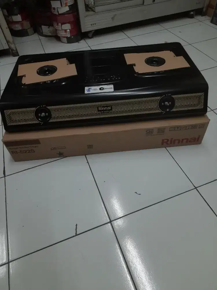 Kompor Rinai dua tungku