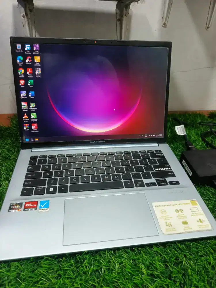 Laptop Asus Vivobook 14 Pro