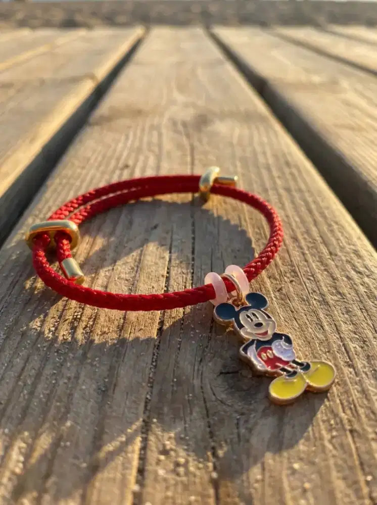 Gelang Mickey Red lapis 18K