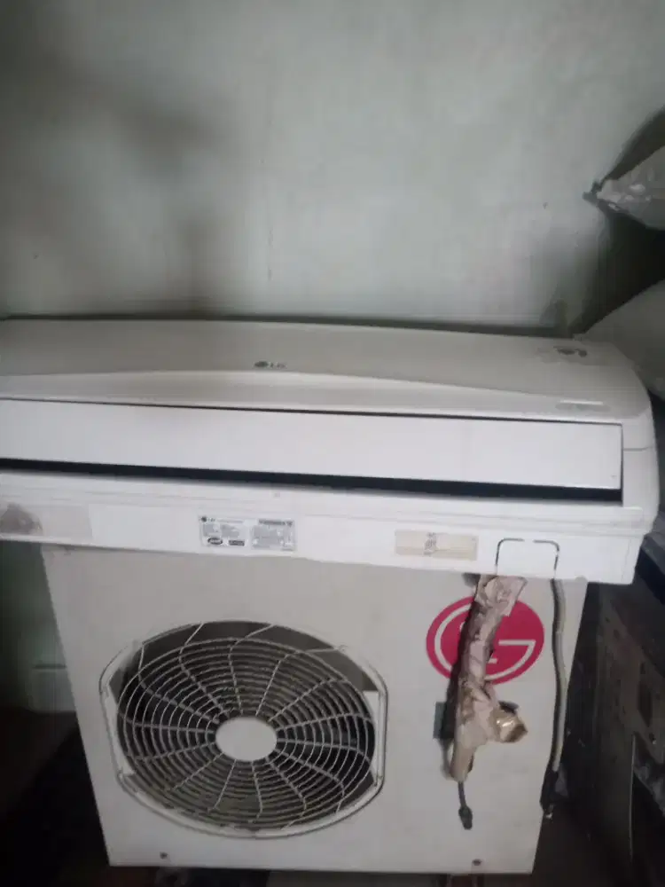 Terima jual beli AC bekas servis perawatan