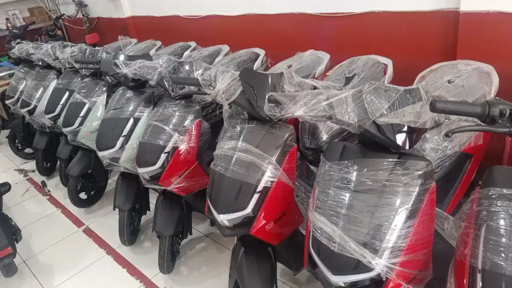 SELIS UWINFLY D75 DAN D66A