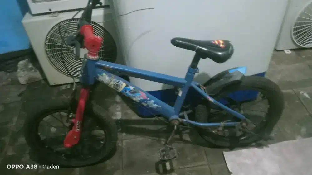 Sepeda BMX anak 16