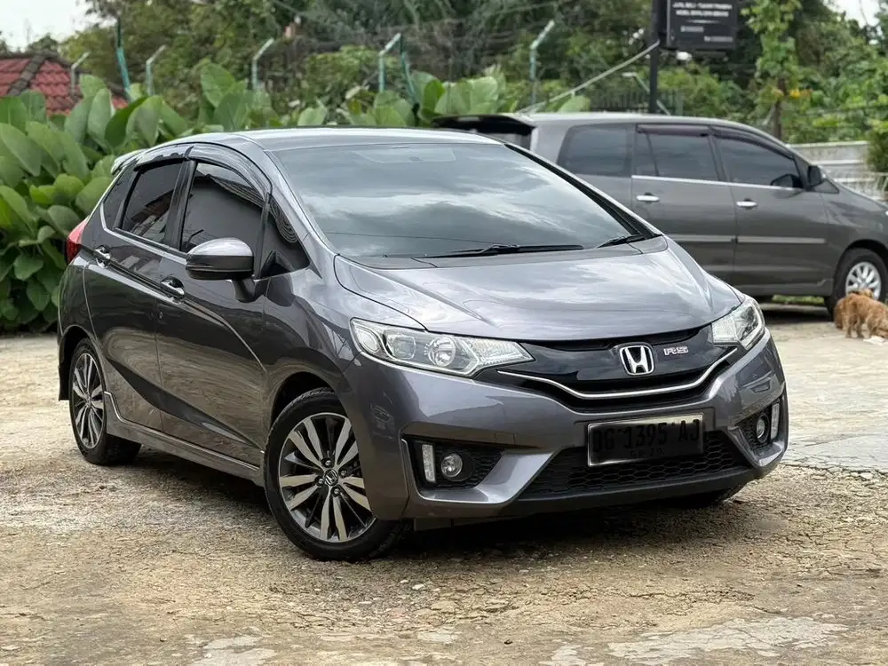 LIKE NEW HONDA JAZZ RS MANUAL 2014 KM37 Rb Orginal Free Balik nama