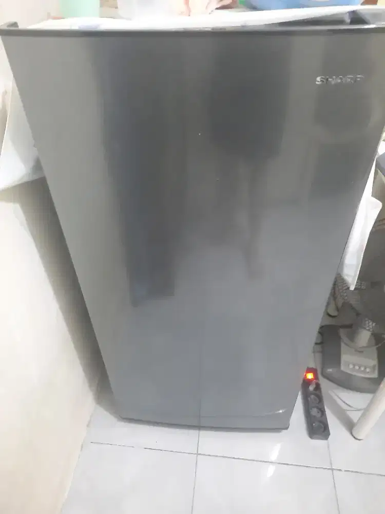 Kulkas Sharp 1 pintu