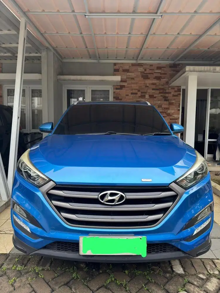 Hyundai Tucson GLS AT 2016 low km