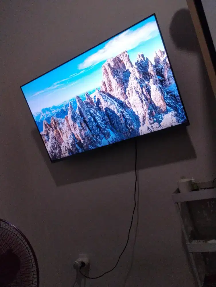 Panasonic 43 Inch Google TV layar 4K