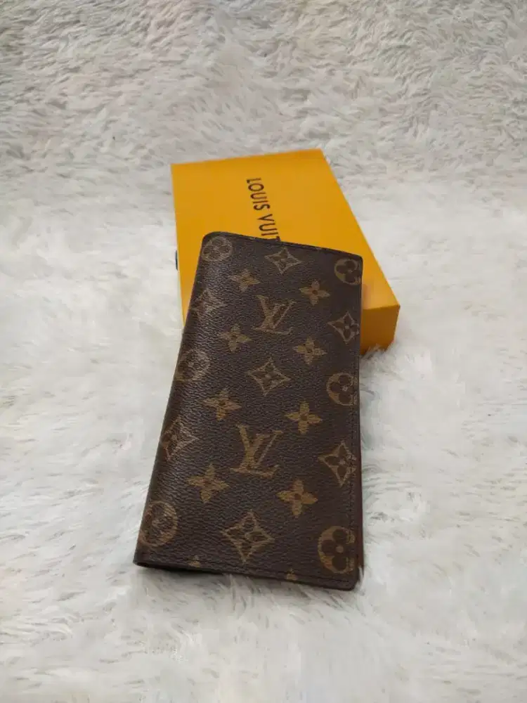 Luxury LOUIS VUITTON wallet sangat cakep dan classy banget!