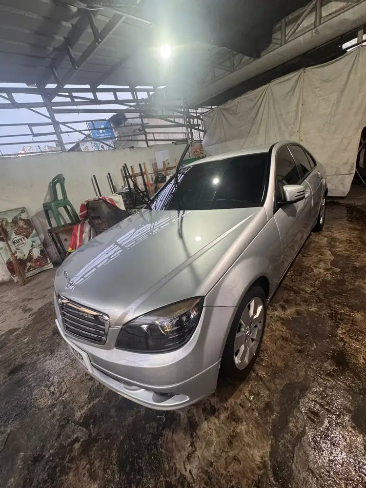 Mercedes-Benz C200 Kompressor 2009 Bensin