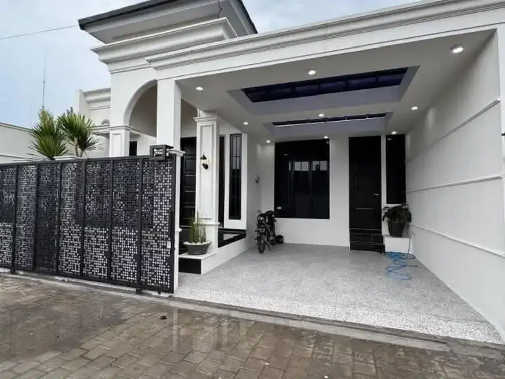 Bangun Rumah Mewah Classic di Tuba IV  Bromo Medan Area