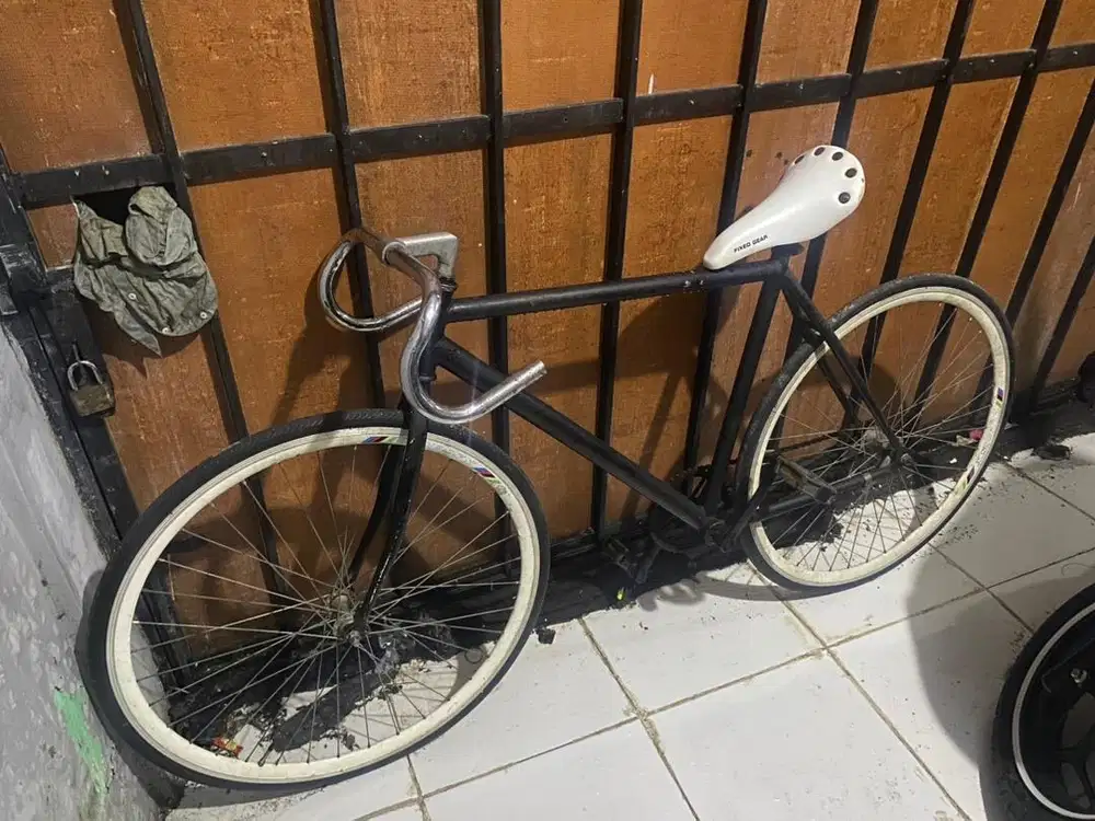 sepeda fixie bekas