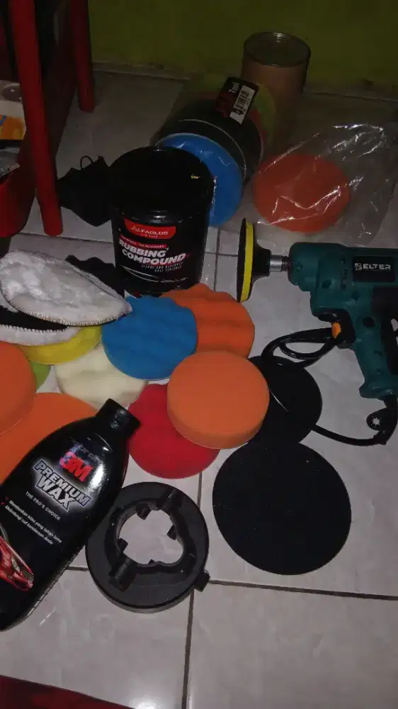 Alat poles motor/mobil