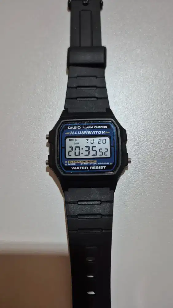 Casio F 105W Like New Nego