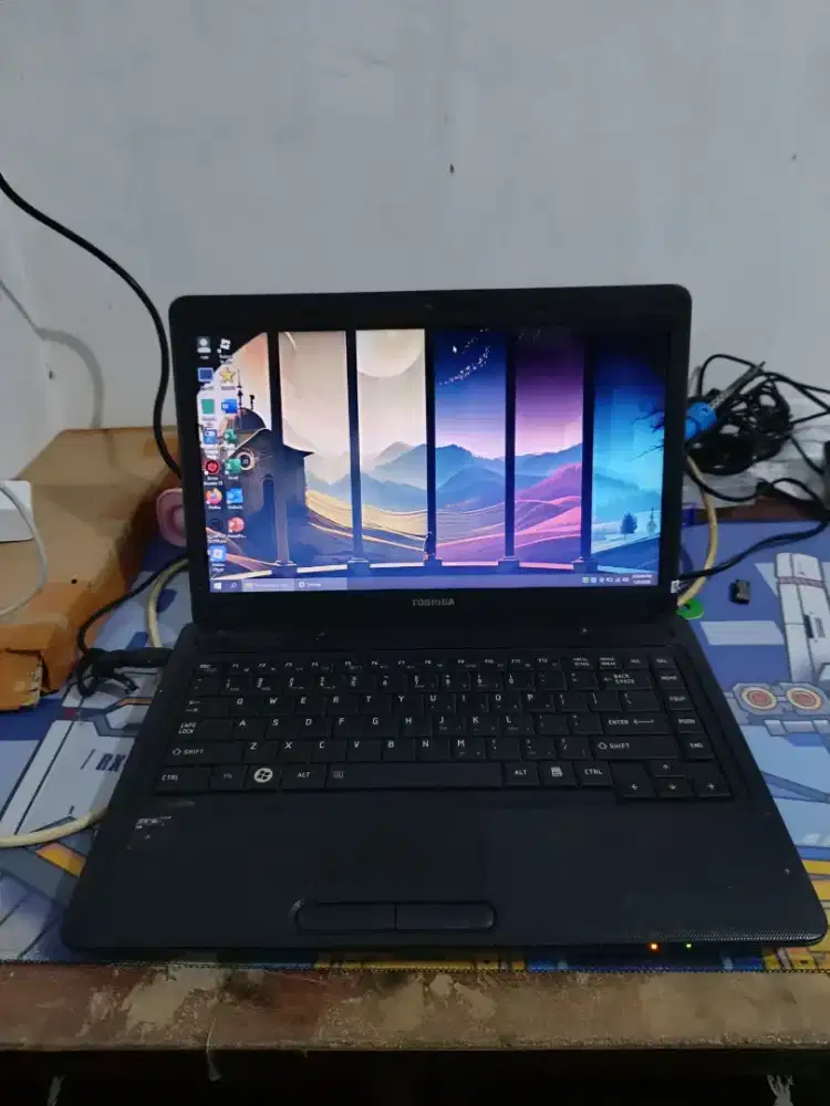 Toshiba Satellite B40-A celeron