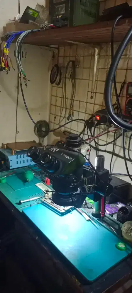 Di butuhkan teknisi Hp berpengalaman