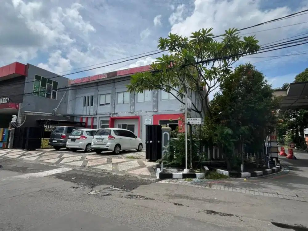 RUMAH USAHA STRATEGIS RAME di RUNGKUT ASRI SURABAYA