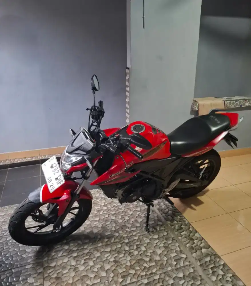 Honda CB 150R 2016