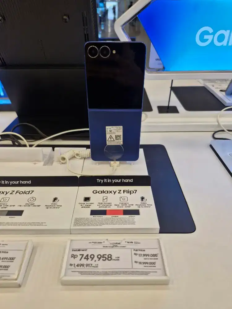 SAMSUNG GALAXY ZFLIP7 12/256GB