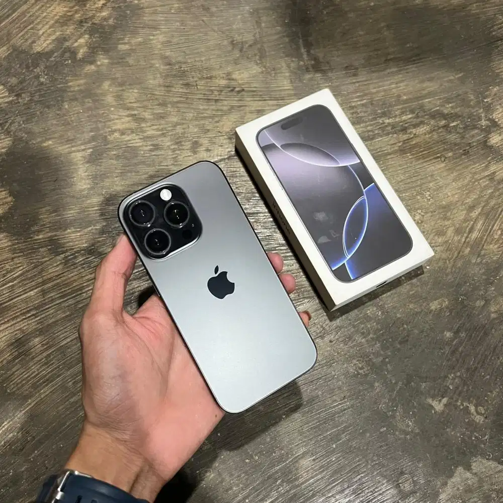 IPHONE 16 PRO 256GB HITAM EX INTER ALL OPERATOR