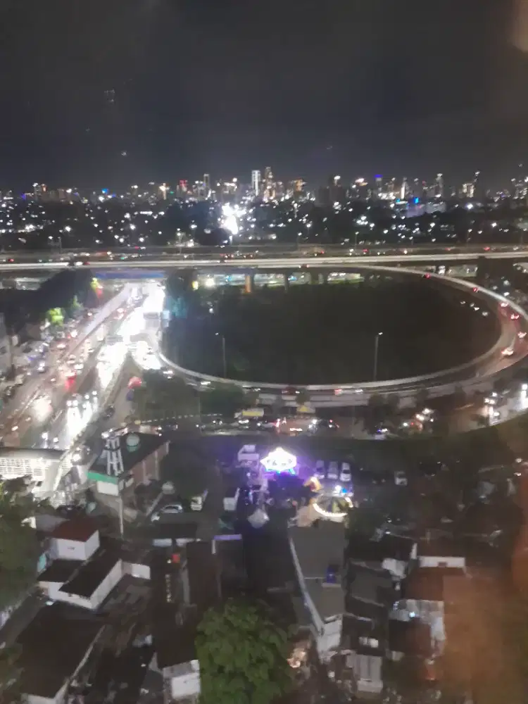 Di jual cepat tower alamanda 2bedroom ksongan atas mall Bassura city