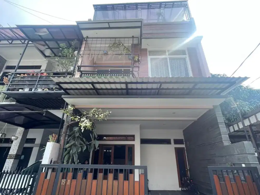 Rumah 3 LANTAI di Sariwangi Bandung dekat Polban MURAH bangettt dijual