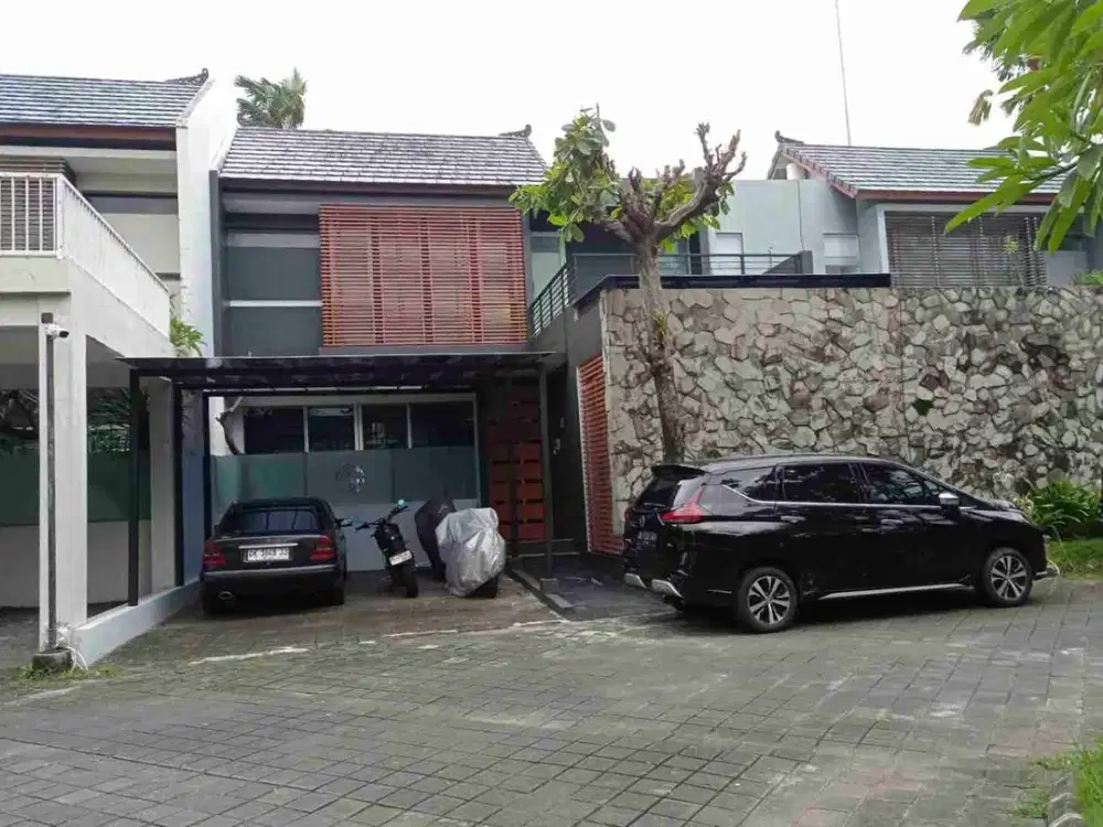 Rumah Exclusive Cluster Sunset Garden