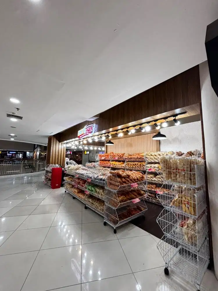 DIBUTUHKAN  WANITA ADMIN KANTOR DAN ADMIN ONLINE SHOP