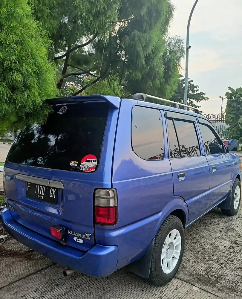 Dijual mobil Toyota Kijang 2000 Bensin pajak psnjang