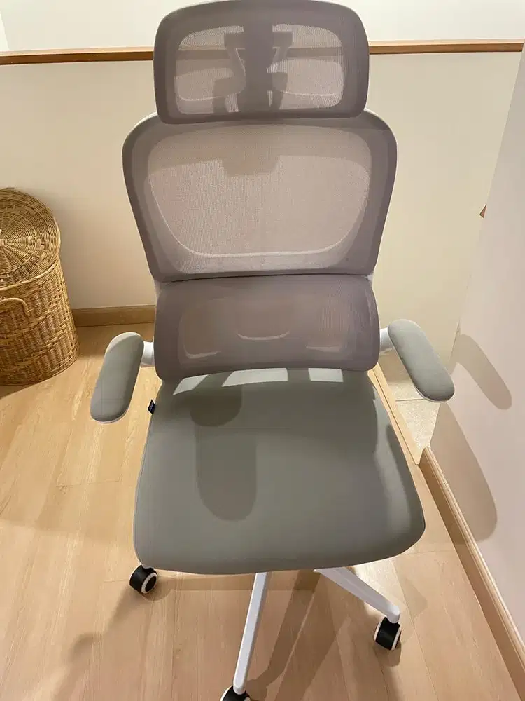 Kursi Kerja Baru Pakai Grey Abu