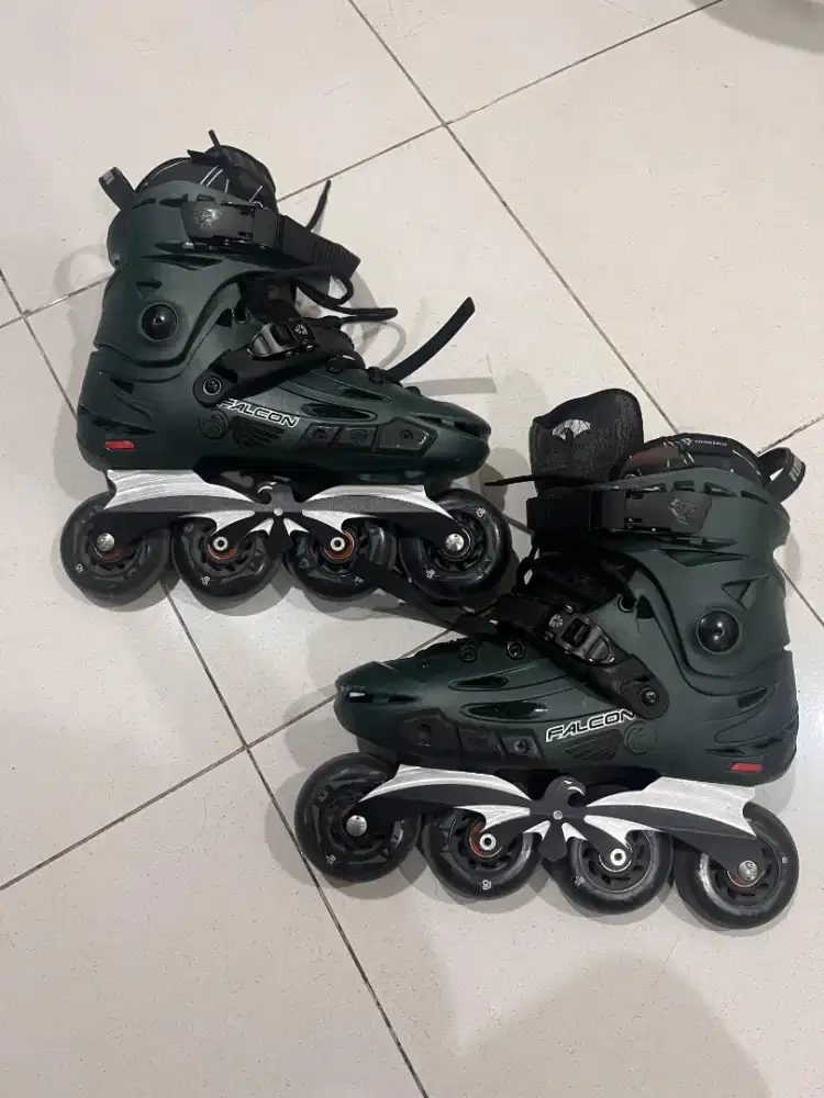 Sepatu Roda/ Inline Skate Flying Eagle F6S Falcon