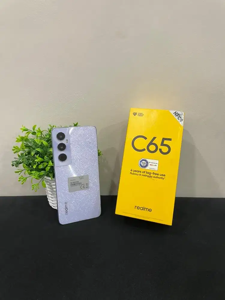 Realme C65 8/128 White kelengkapan HP+Dus Sinyal Permanent