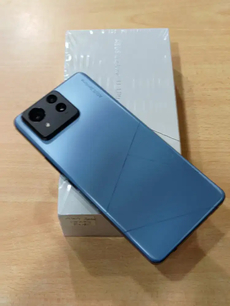 Asus zenfone 11 ultra 5g 12/256 gb