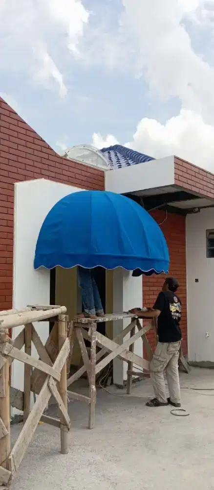 kanopi kain jendela anti air