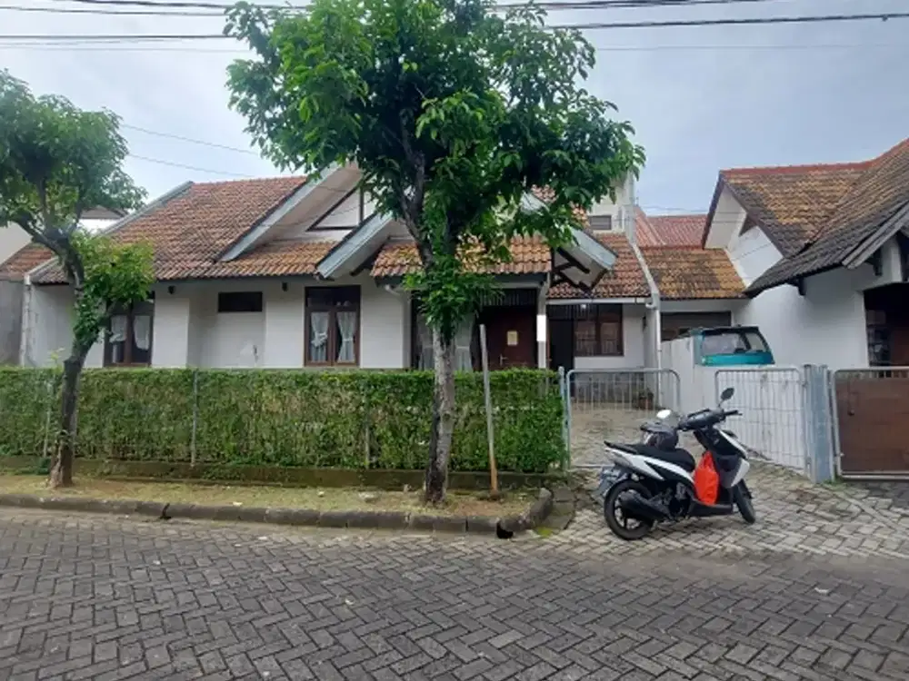 Rumah Harga Murah dan Luas di Kemang Pratama Bekasi