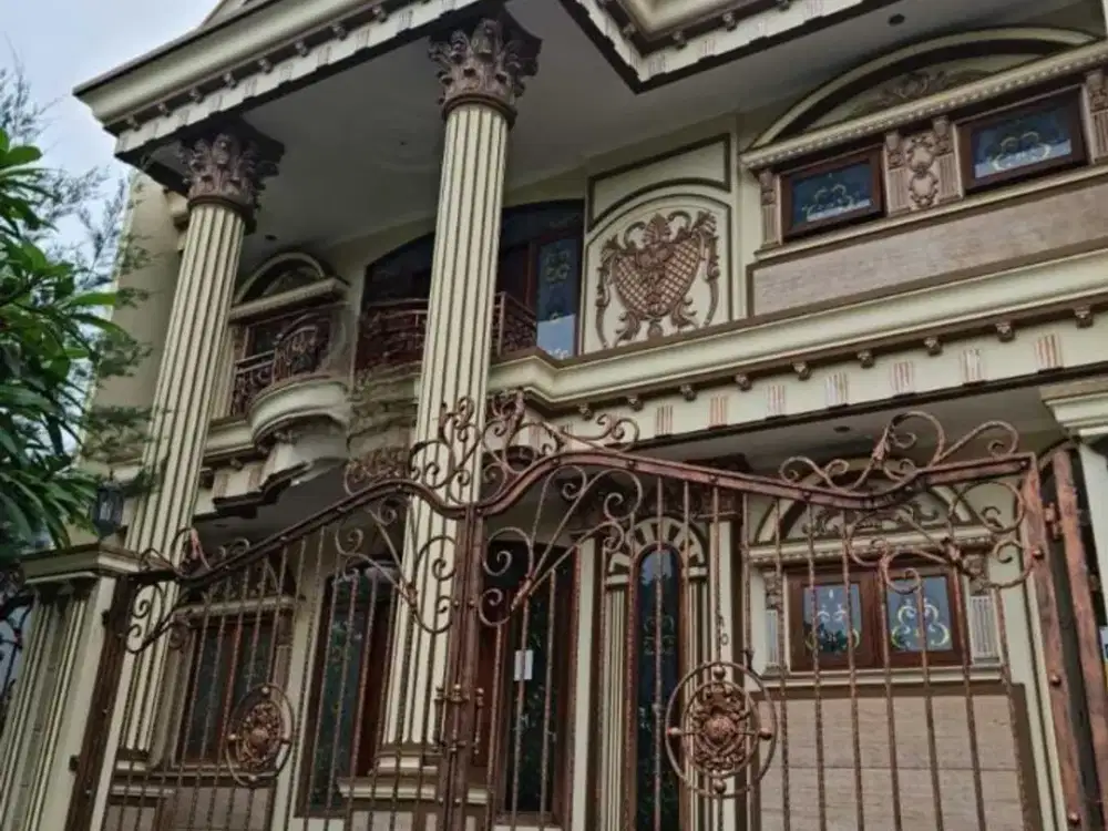 TURUN HARGA Dijual Rumah MEWAH Sapphire PHG GADING SERPONG