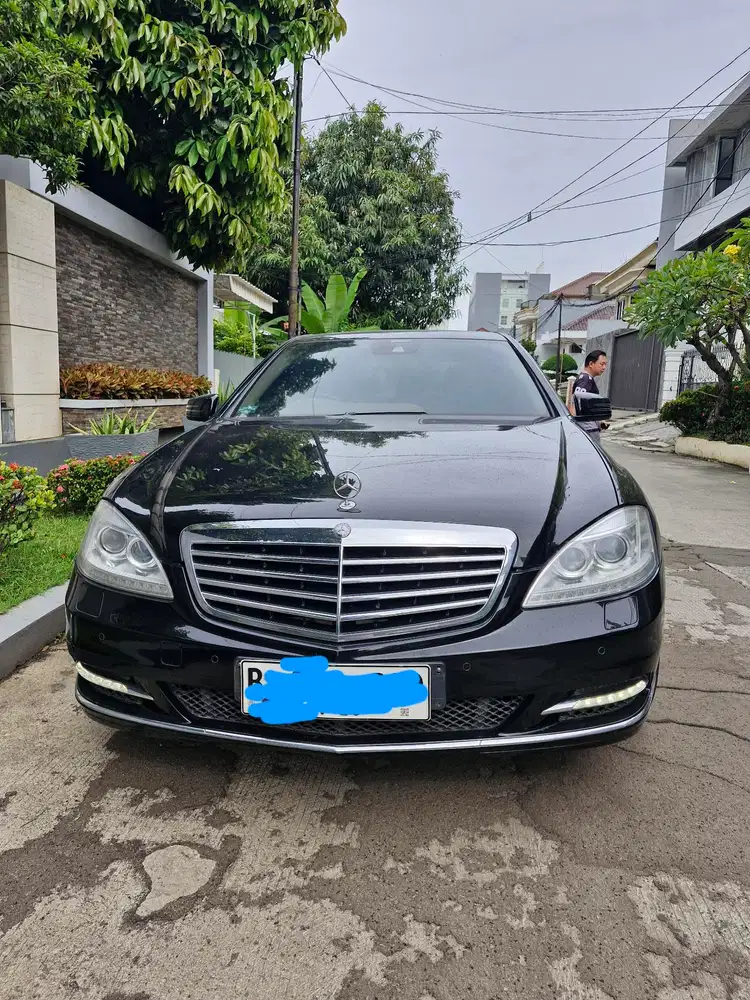 Mercedes-Benz S300L 2013 Bensin