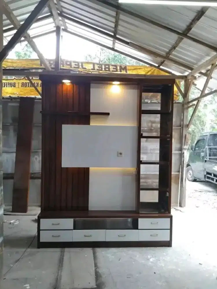 backdrop tv bahan kayu jati