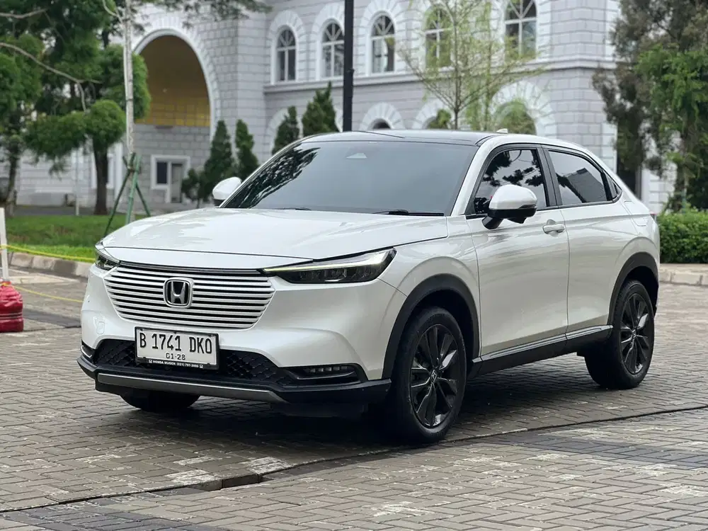 HONDA HR-V 1.5 SE AT SENSING 2023 LOW KM & SIAP PAKAI