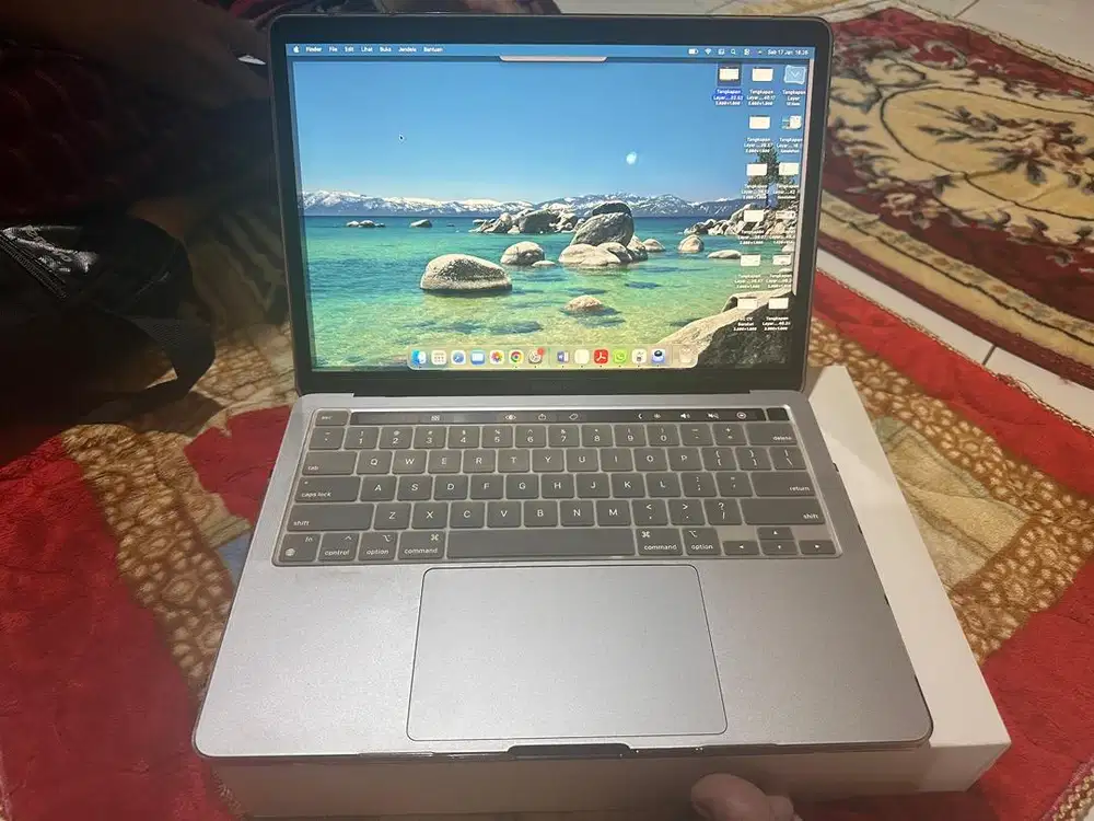 Macbook Pro 2020 M1 13 8/256