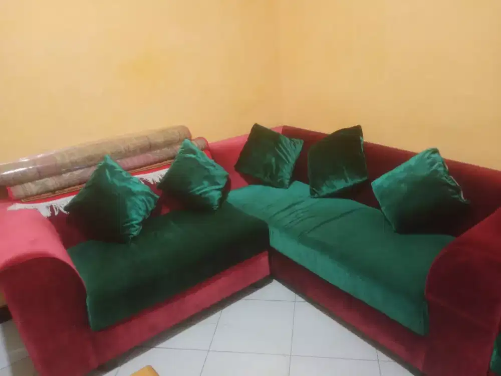 Jual Sofa Beludru plus Meja