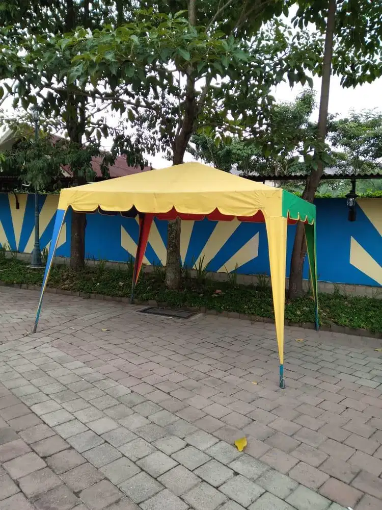 Tenda kafe dan tenda payung (bs antr skitr medan)